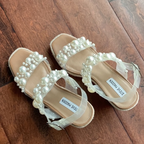 Steve Madden Women's Pearl Embellished Wedge Sandals - Clear - Picture 3 of 4